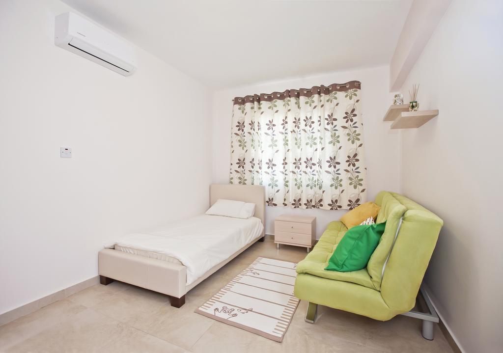 Faros Court Prestige Apartment Πάφος Εξωτερικό φωτογραφία