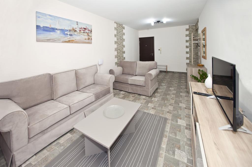 Faros Court Prestige Apartment Πάφος Εξωτερικό φωτογραφία